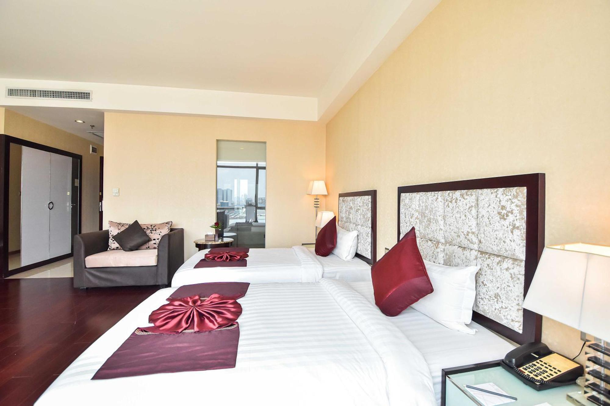 Dara Airport Hotel Phnom Penh Exterior photo